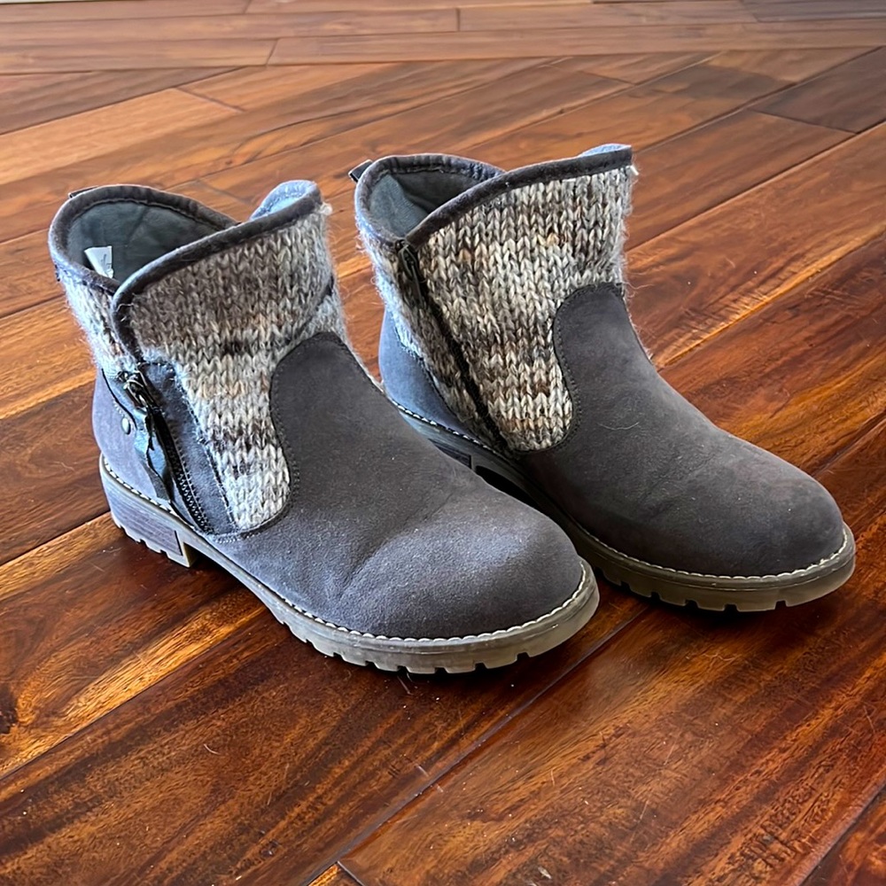 Muk Luks - Grey Gerri Women's Bootie - Size 8
